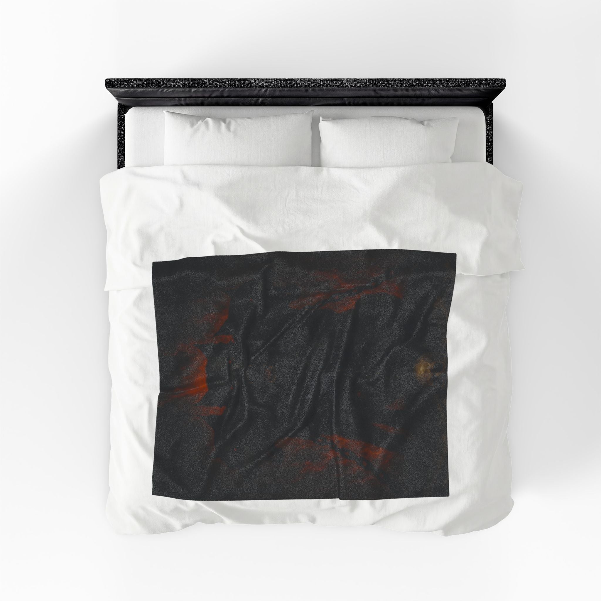 Cerberus plush blanket — design detail